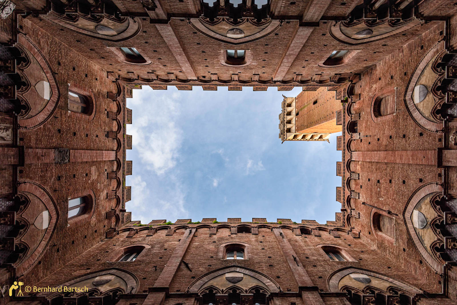 Außenarchitektur Sienna Innenhof